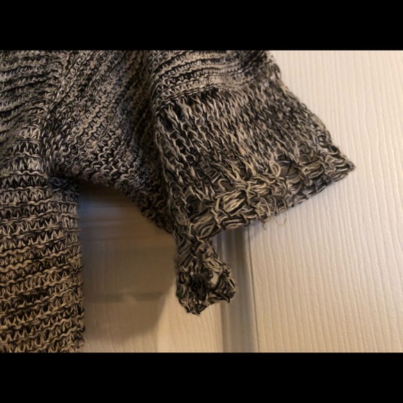 Sweater - Picture 3 of 3